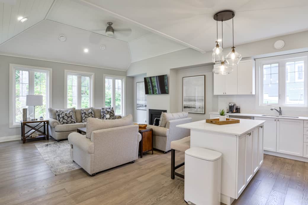 Huron Kitchen-Family Room