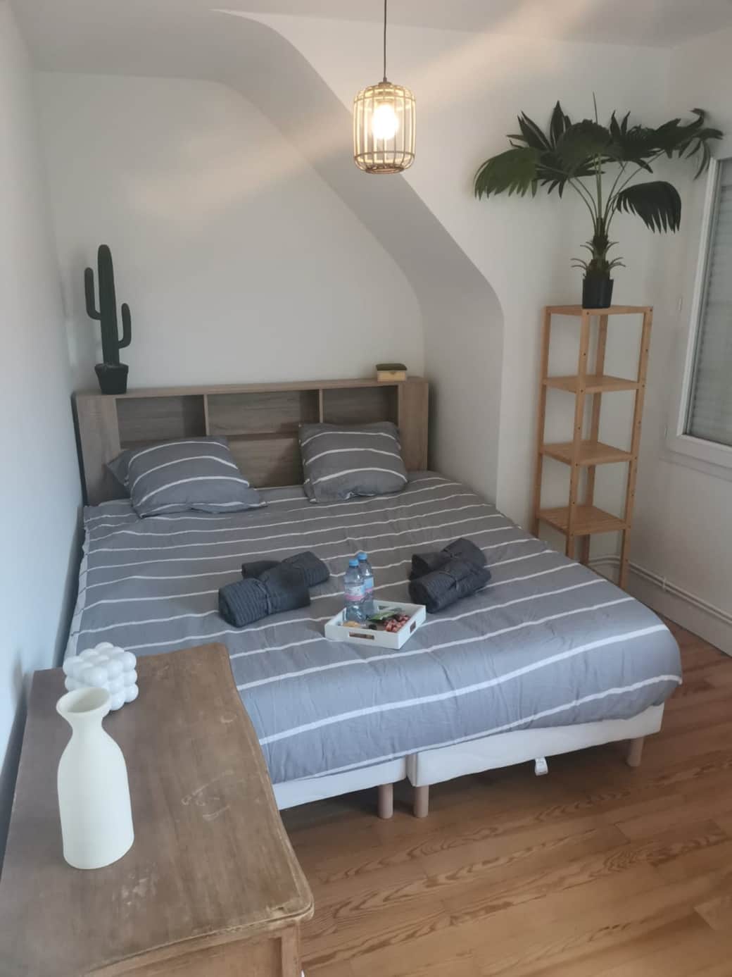 Chambre 2 avec grand lit king size du gîte 