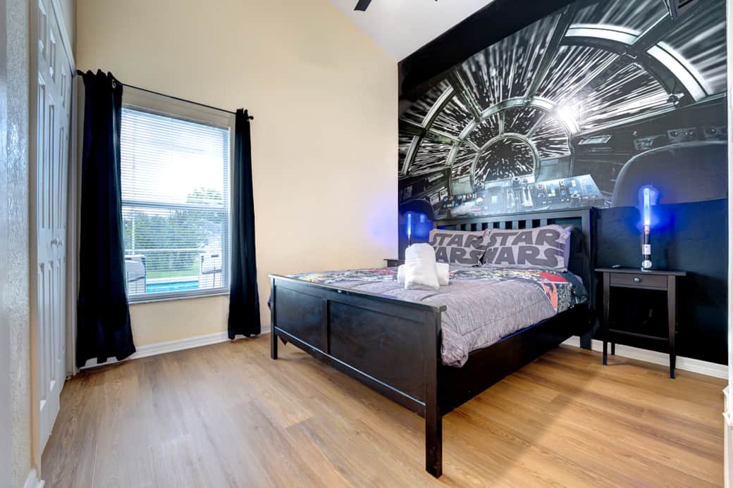 Queen Bedroom (Star Wars)