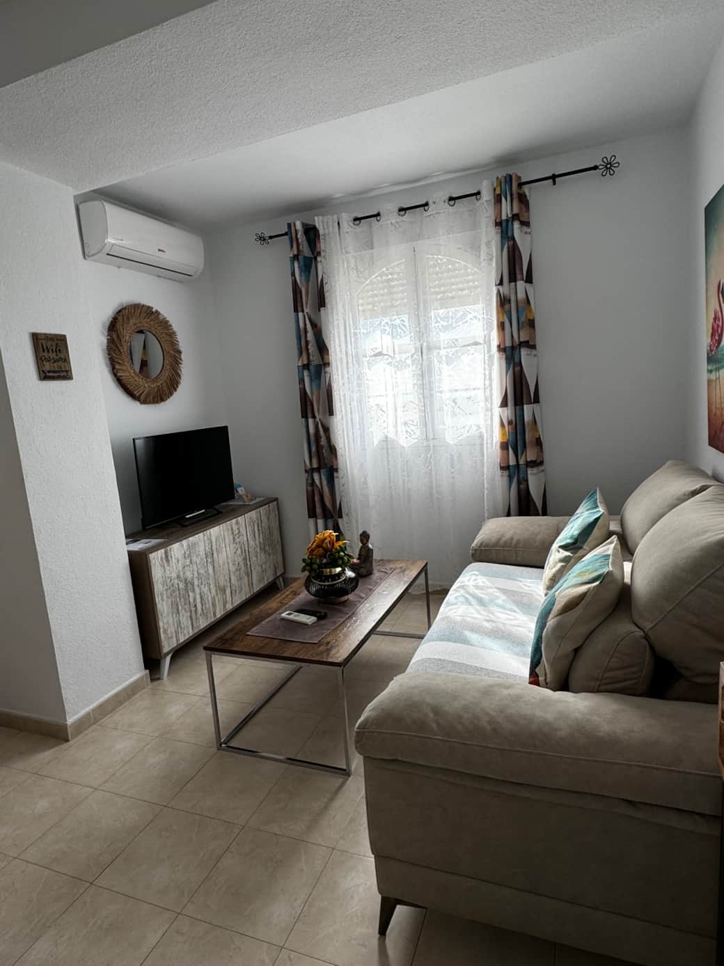 Zona de Estar, Costavigia 105-B