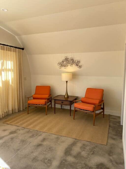 Sitting area