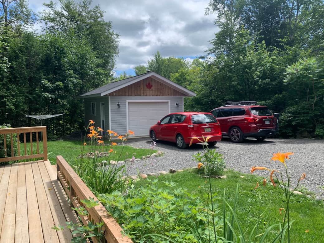 Parking and Garage - 4 wheel drive for winter