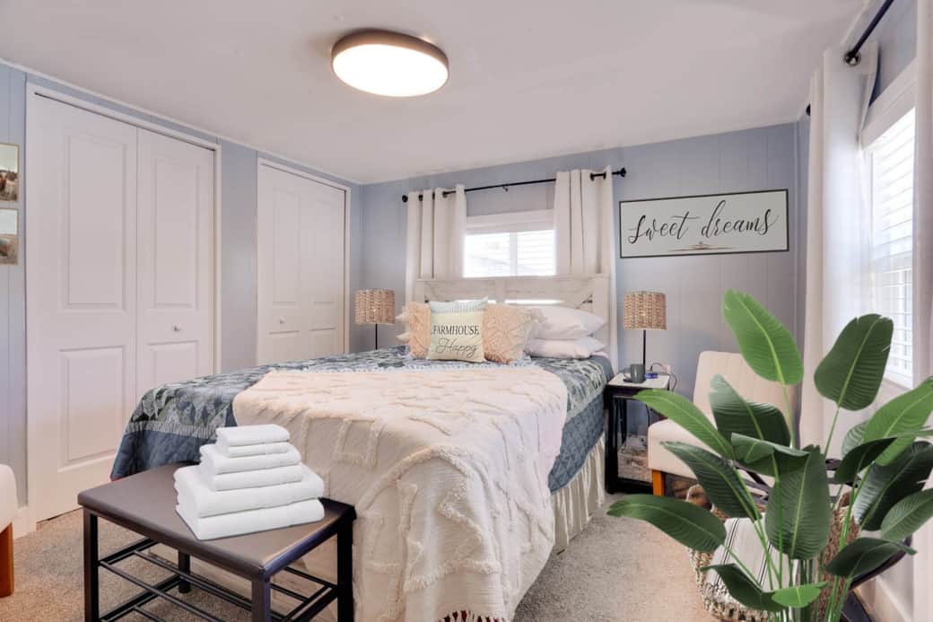 Cottage 1 master bedroom decor