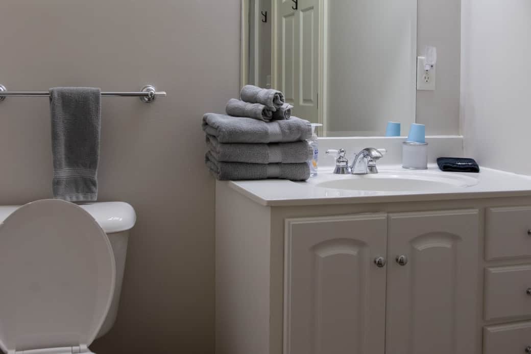 Bathroom 2 - Entry Level