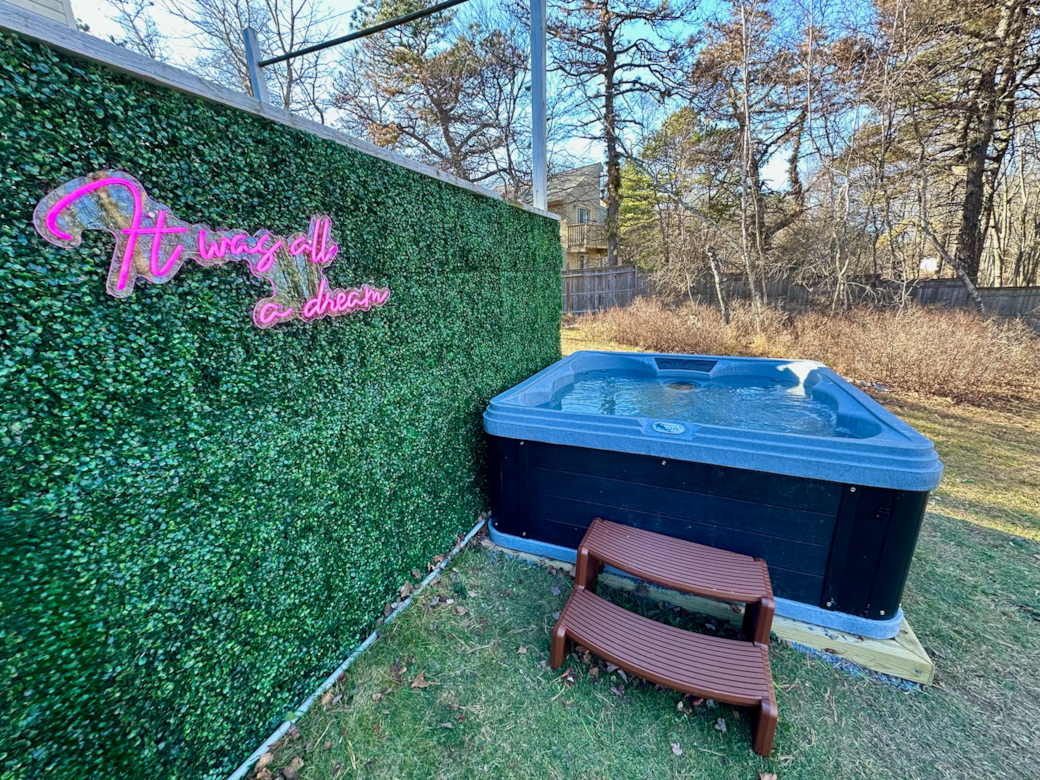 Hot Tub Hot Tub