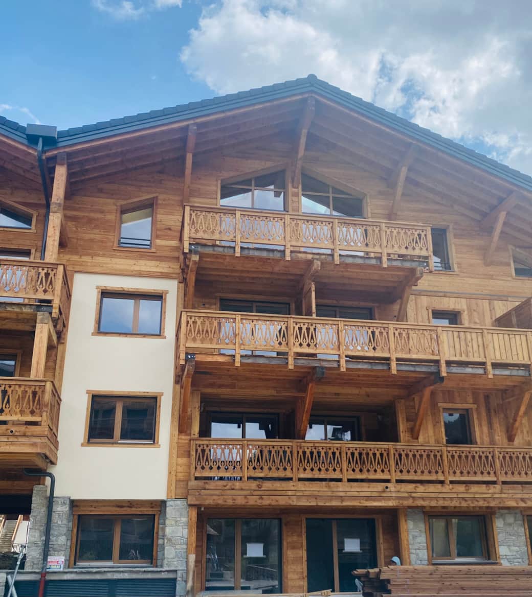 Apartment building