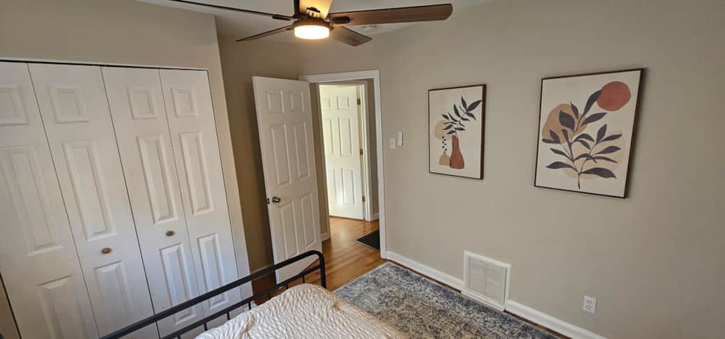 Guest Room - Full bed with twin bed trundle