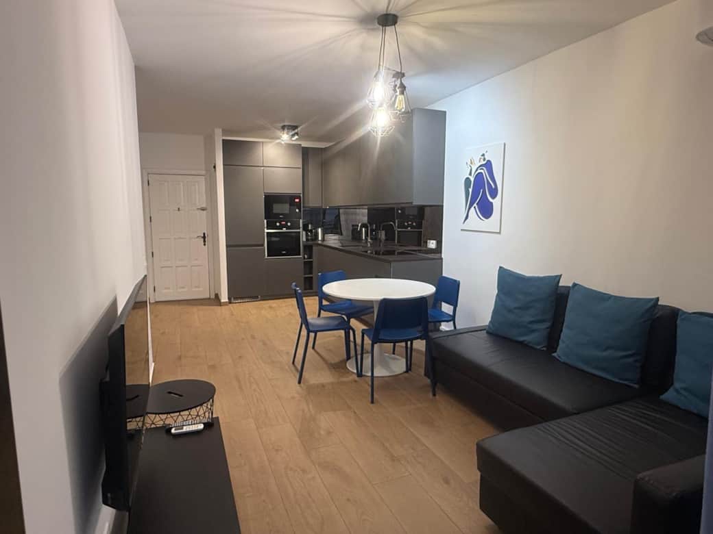 1aa513a6 00f8 4736 9b6b 349d47a46dfd