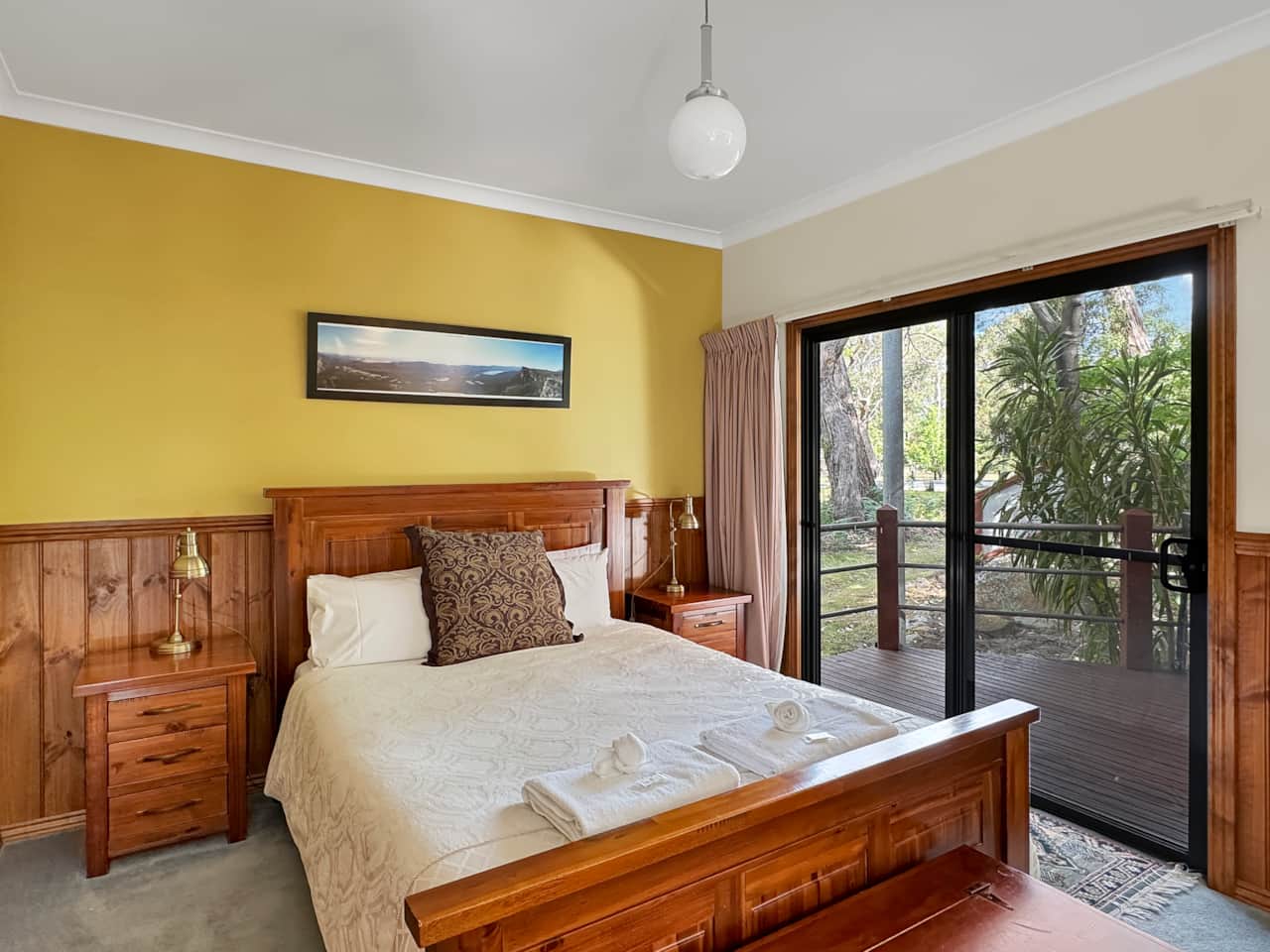 Queen bed bliss: Thoughtfully furnished for ultimate comfort. Sweet dreams await! 