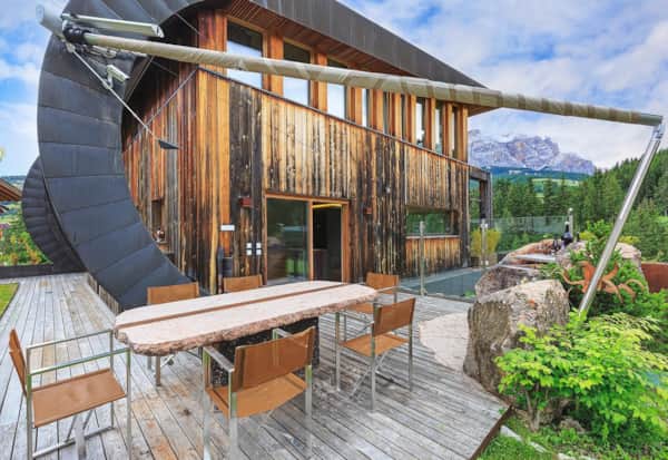 Luxurious Chalet In The Heart Of Alta Badia