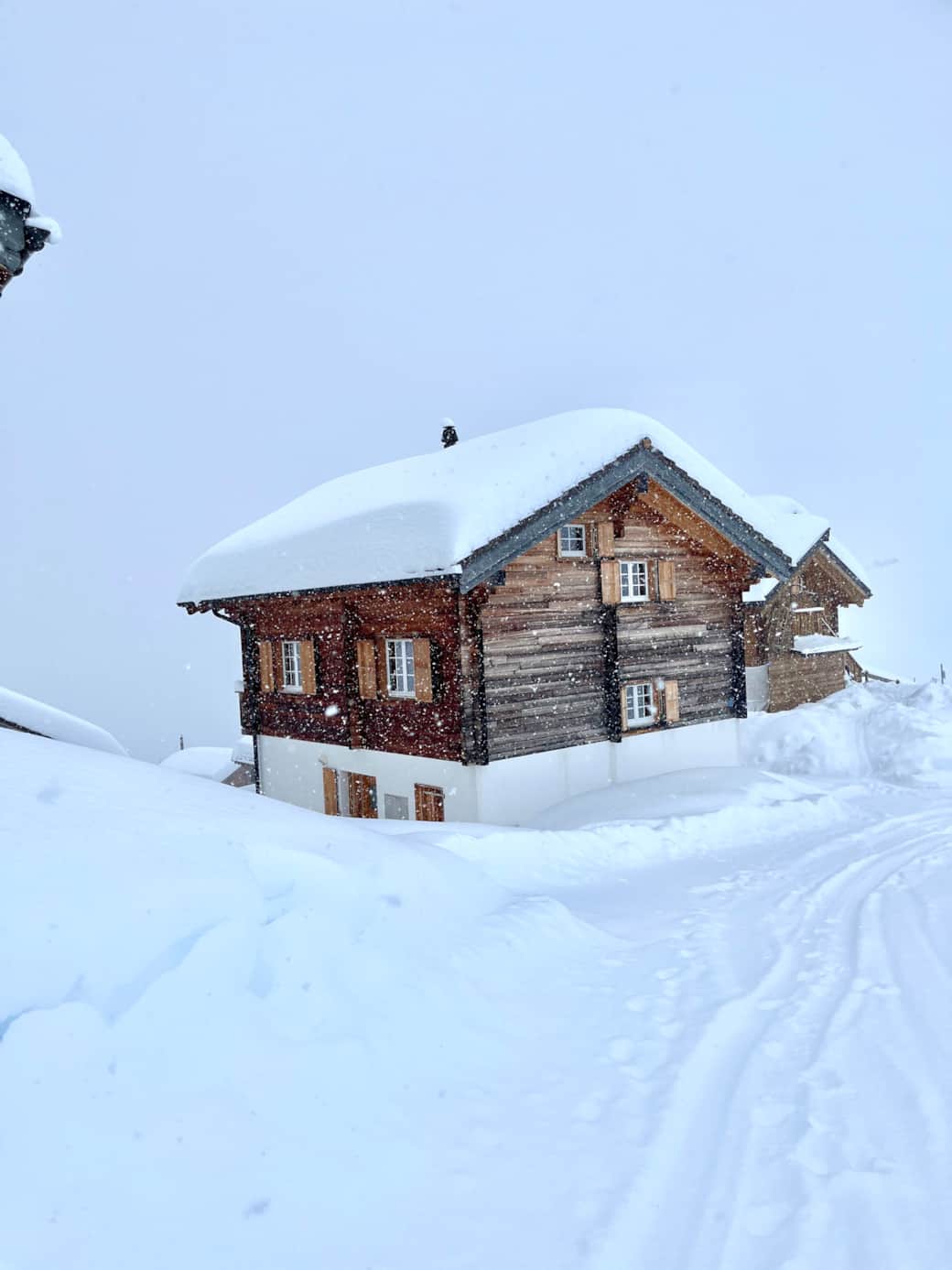 Chalet von Aussen Winter 1