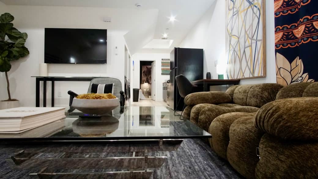 Image picker 0814640B 0BB7 42D0 8642 D3B72F83B4DF 4133 000000E2E9F820FD