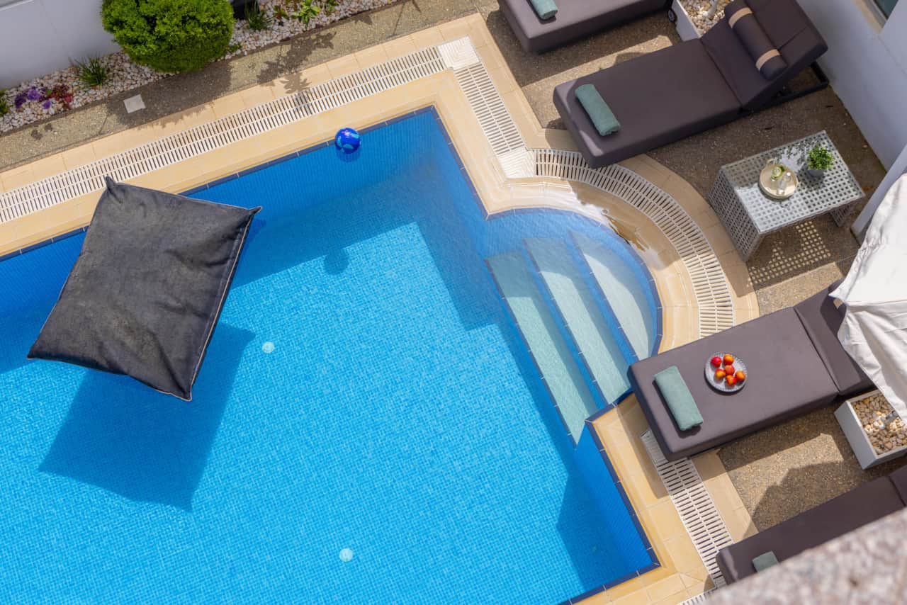 2 Pool