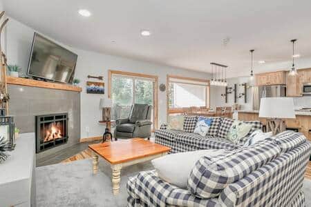 Relax in the comfortable living room space. Relax in the comfortable living room space.