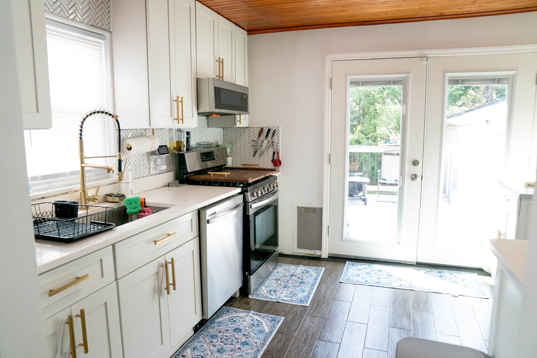 Kitchen Counter with great natural light.jpg