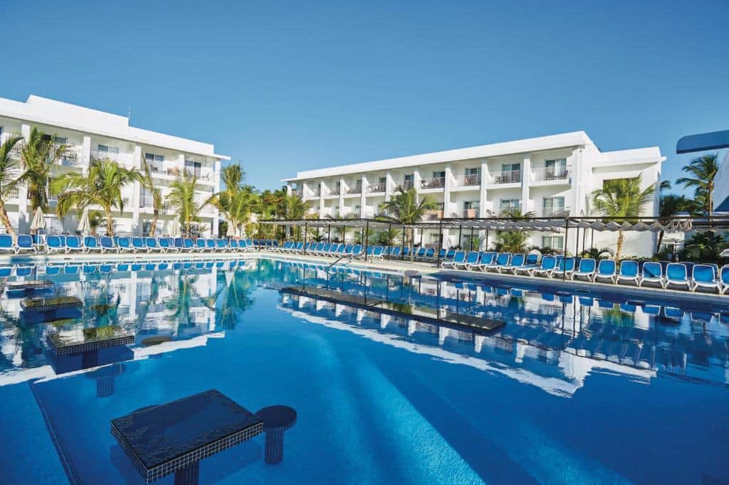 Punta Cana Hotel Riu Bambu con tiquetes desde Medellín.jpg