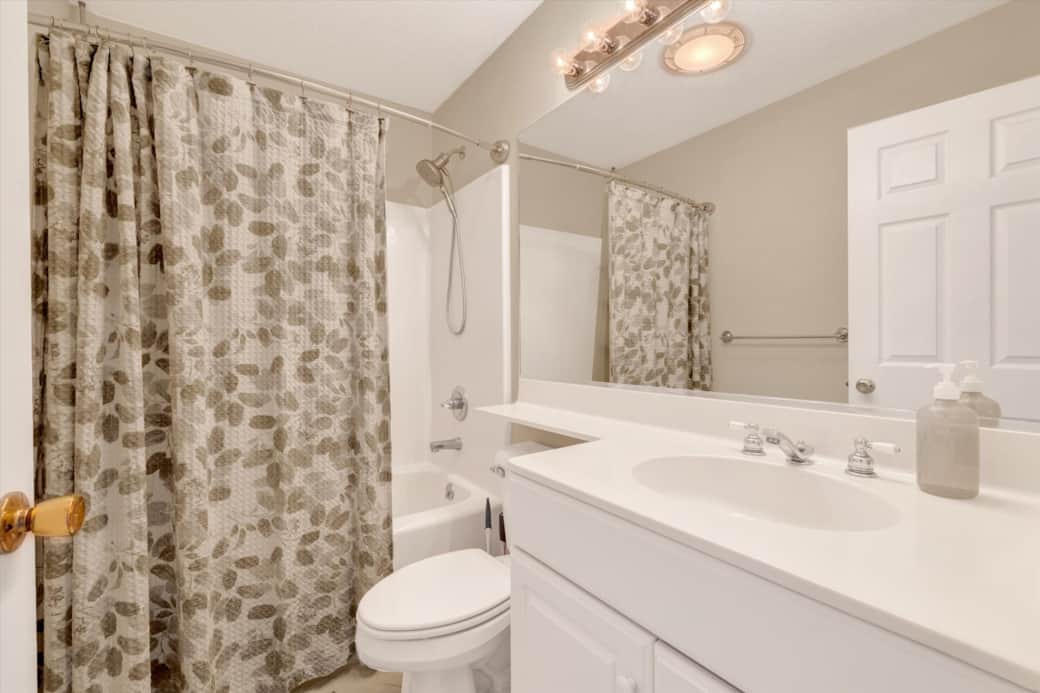 Hall full bath
