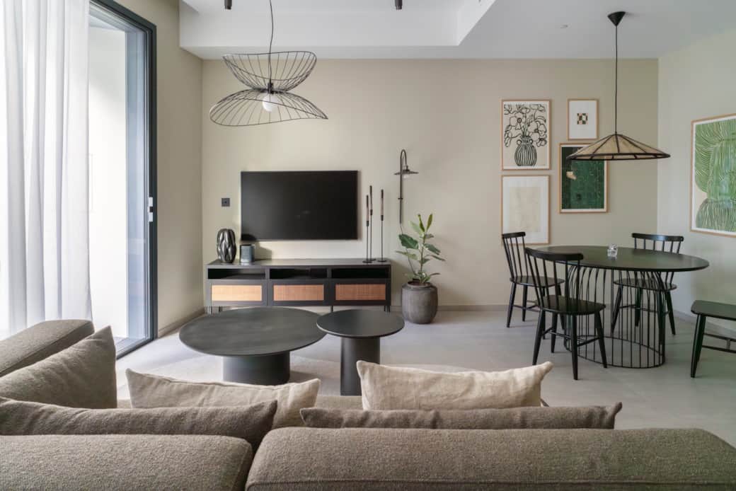 A stylish open space designed for slow mornings, cozy nights, and effortless entertaining. 
