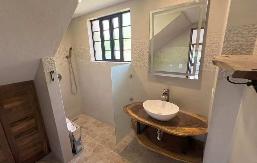 Main Bath