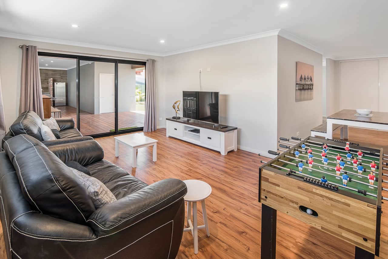 Lounge room