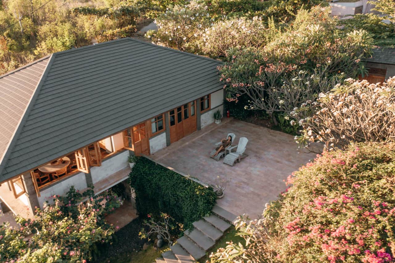 Nandini-sumberkimahill-villa-bali 