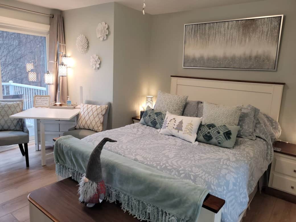gorgeous room, serene color's, high end linen, everything comforting, books, t.v. soaker tub, you name it we offer it 