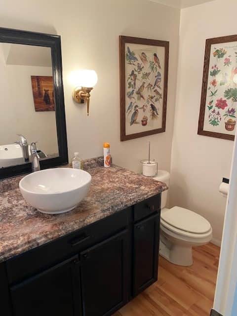 POWDER ROOM