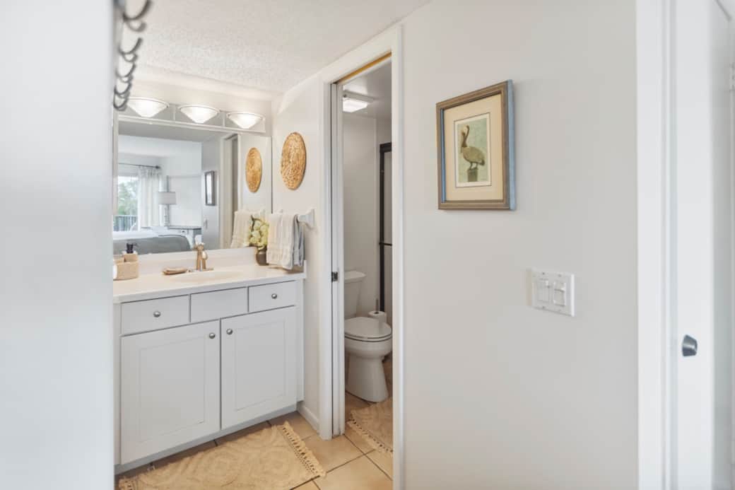Main Bedroom ensuite bathroom Main Bedroom ensuite bathroom