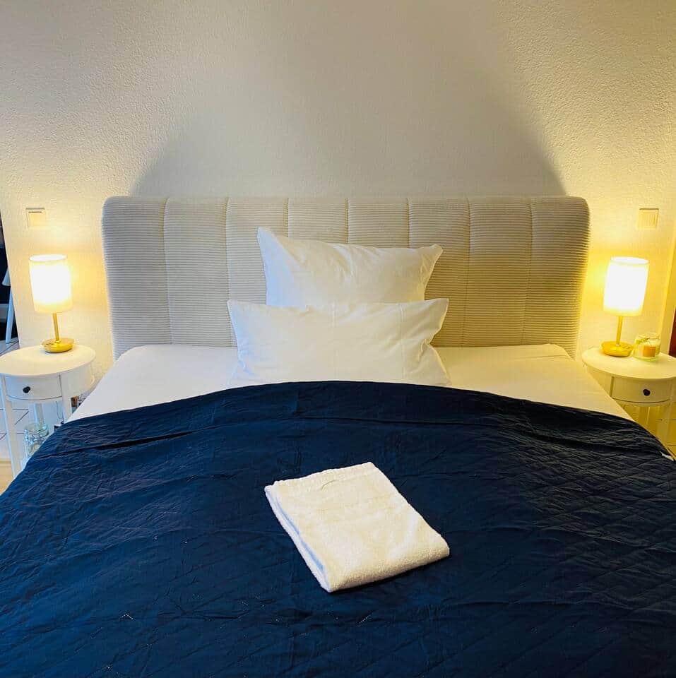 Queensize Bett