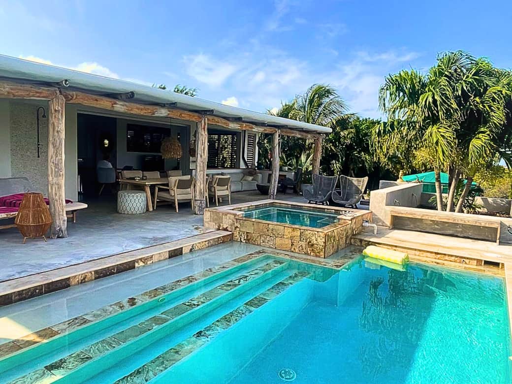 Zwembad 2 Villa Sabal Breeze