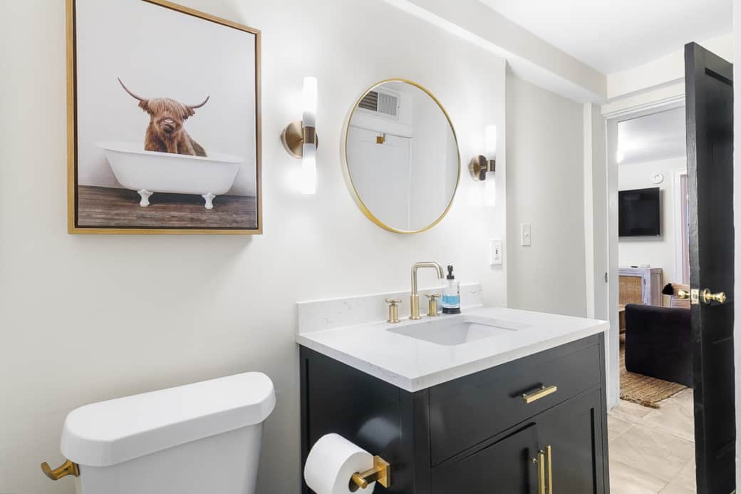 12 Bathroom 1800x1200 4074202 12 Bathroom 1800x1200 4074202