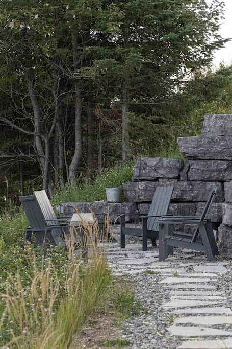 Outdoor fireplace