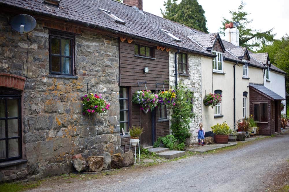 Fronlwyd Longhouse in the peaceful Mid Wales countryside