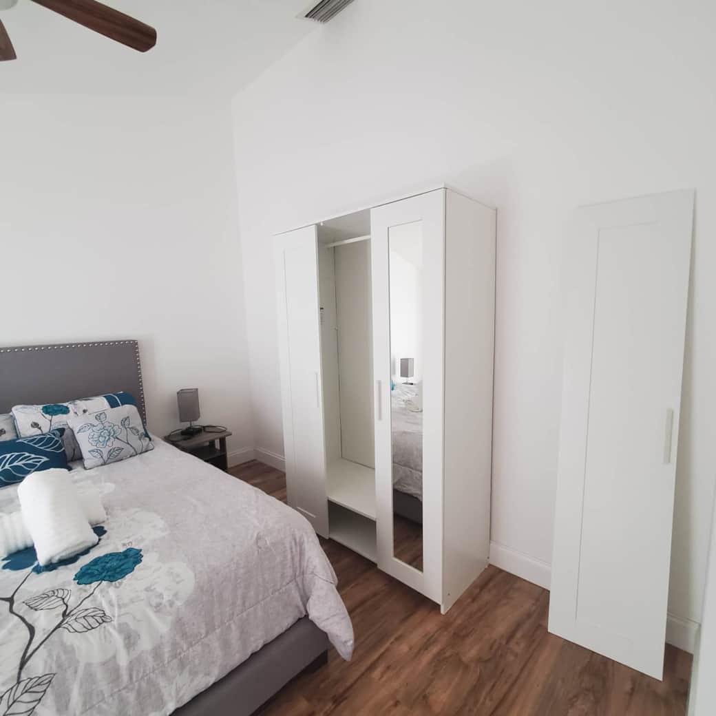 Bedroom in your Lakeland stay Bedroom in your Lakeland stay