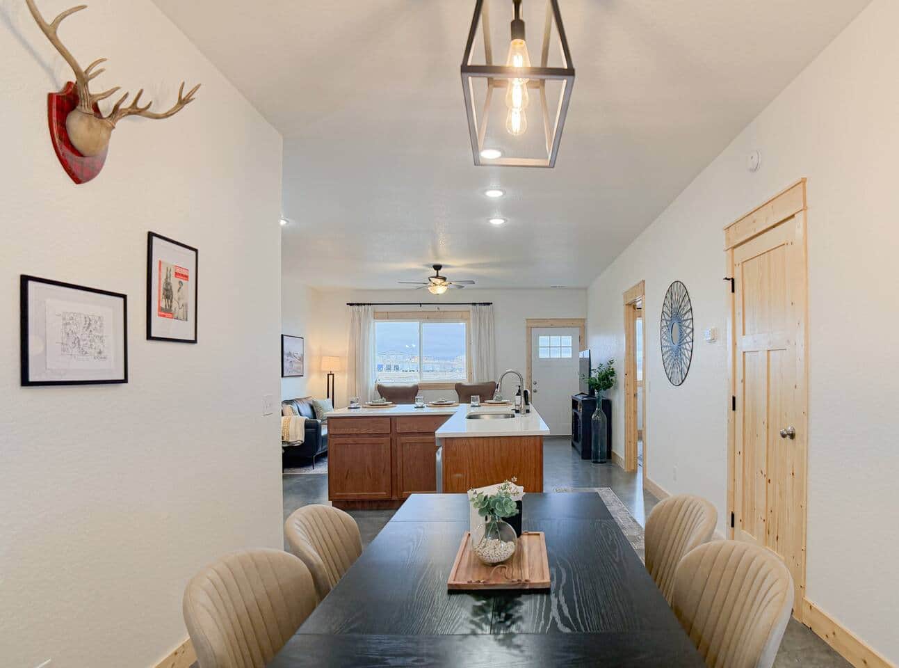 Piñon Home second bedroom