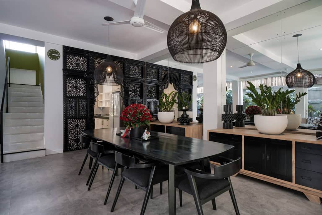 Original design, that combines modern aesthetics with Bali tradition.