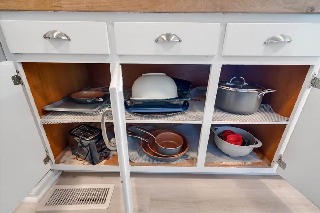 Kitchen utensils and cookware