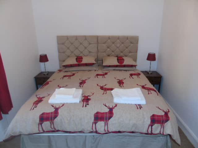 Master Bedroom (Super-King Bed)