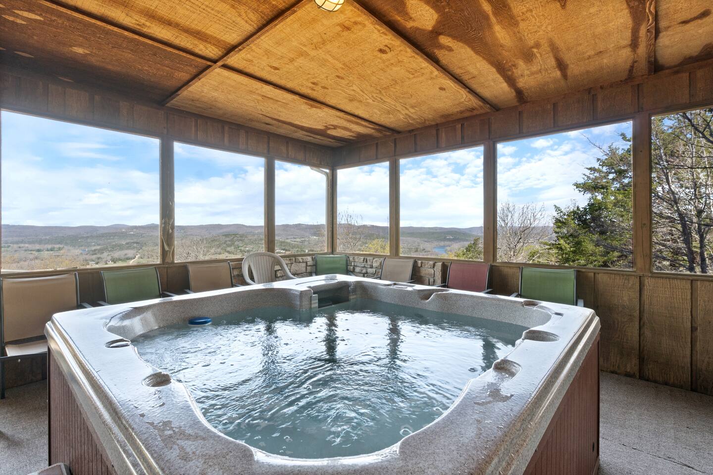 Soak in the hot tub while taking in the stunning views of the White River and Inspiration Valley—an unforgettable spot to relax, recharge, and take in the beauty of the Ozarks.