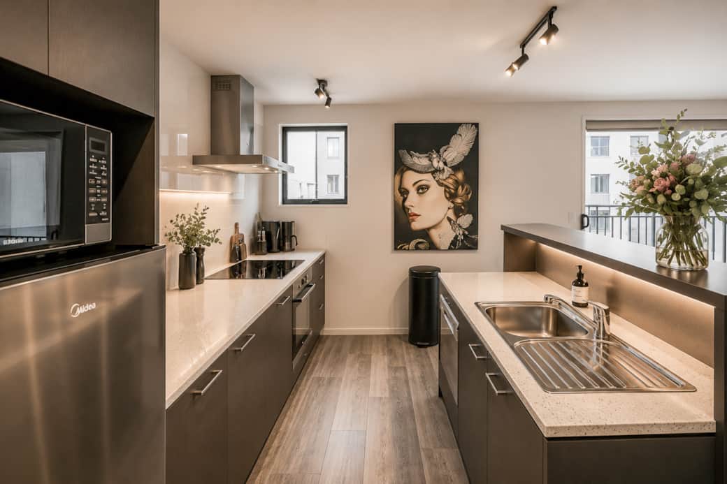 Fully equipped kitchen with everything needed for longer stays Fully equipped kitchen with everything needed for longer stays
