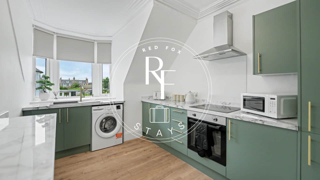 Fully Equipped Kitchen, with washing machine