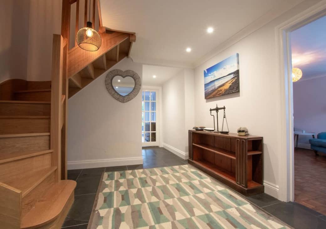 New stairs and hall