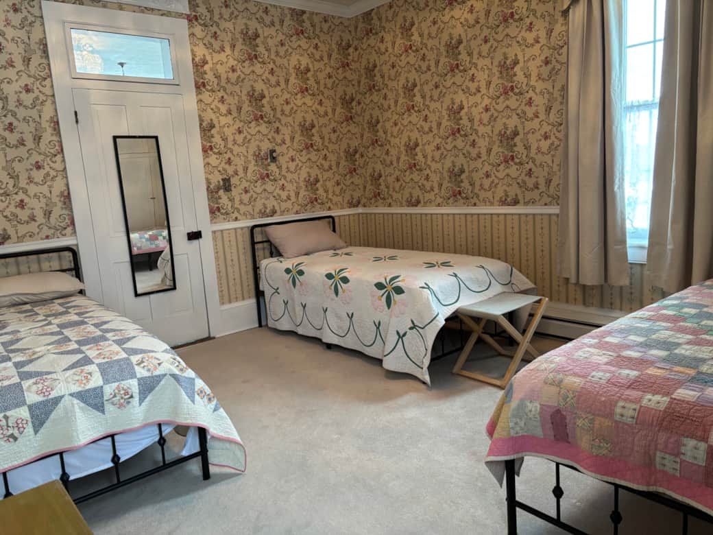 Upstairs bedroom sleeps 3