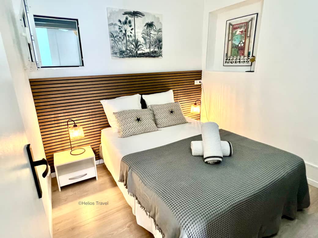 Bedroom 1 is air-conditioned with a 140 cm bed.