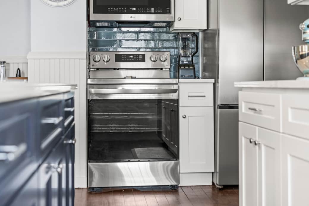 54 robinson st - 13