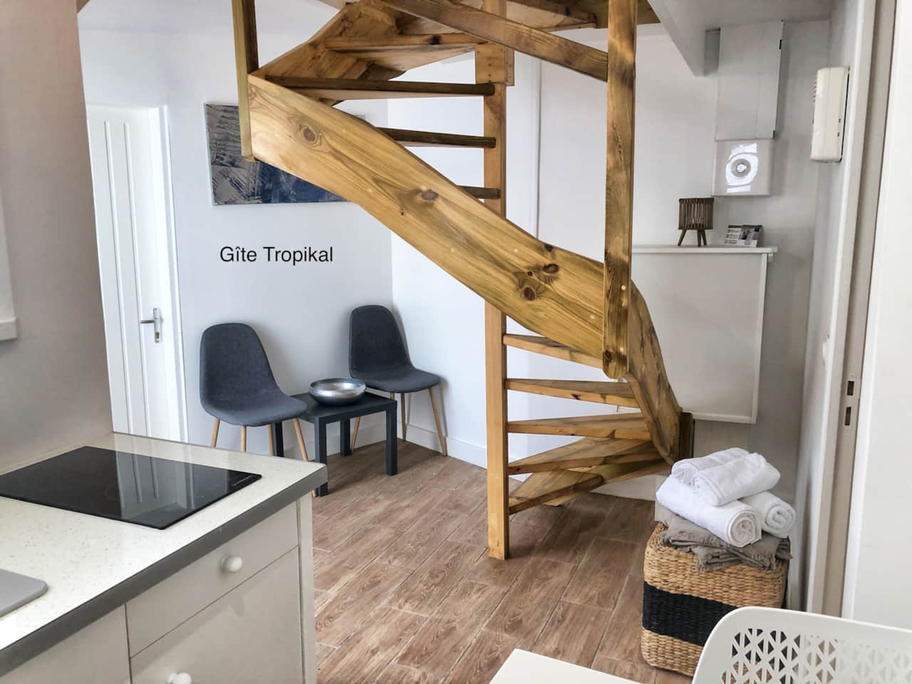 L'accès à la chambre par l'escalier