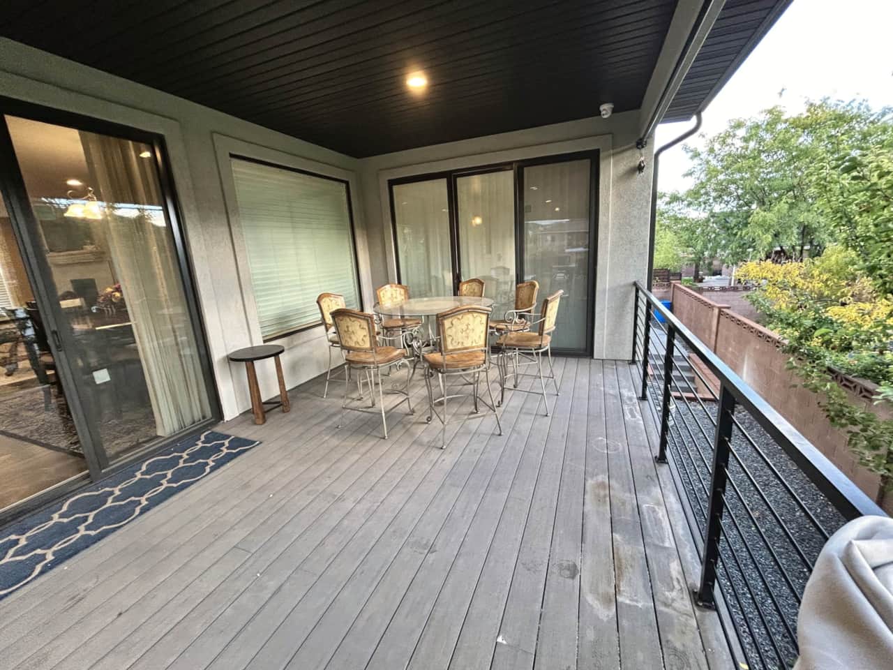 cedar-city-quilt-retreat-outdoor-dining-deck.jpg