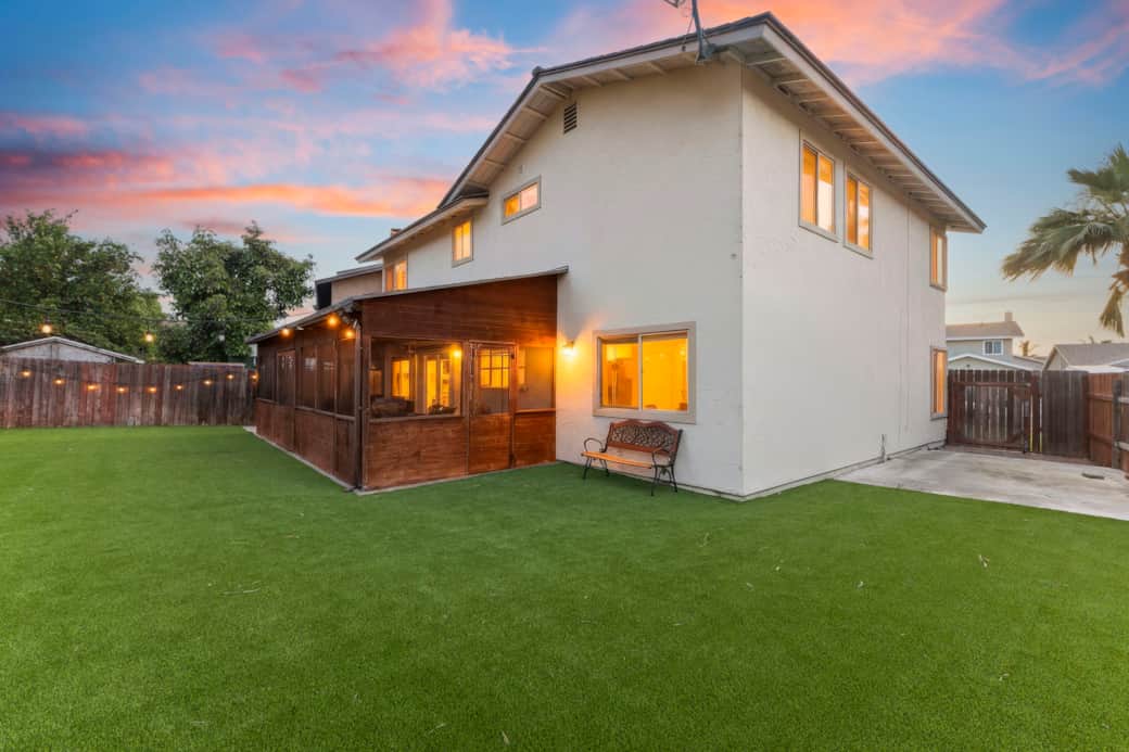 Huge Fenced in Backyard