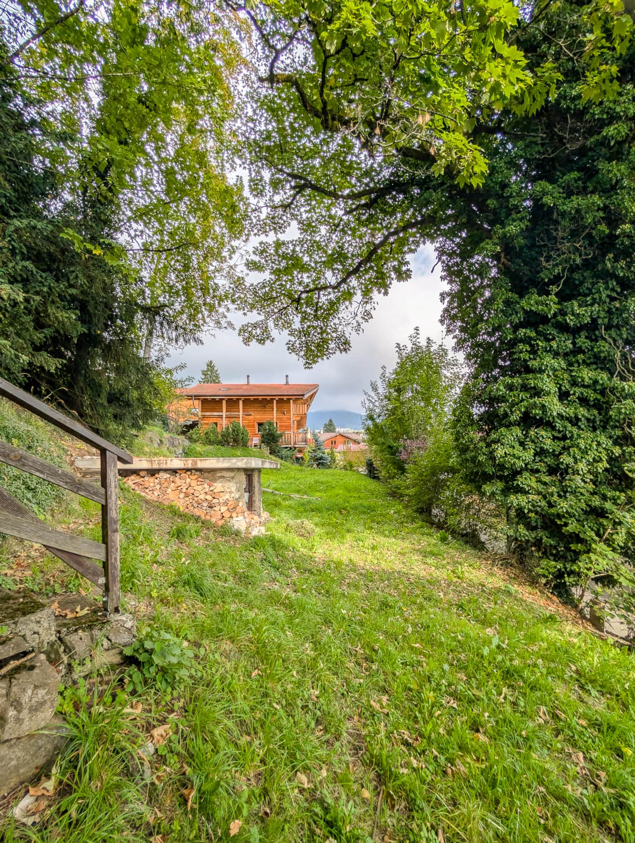 Vue depuis le jardin.
