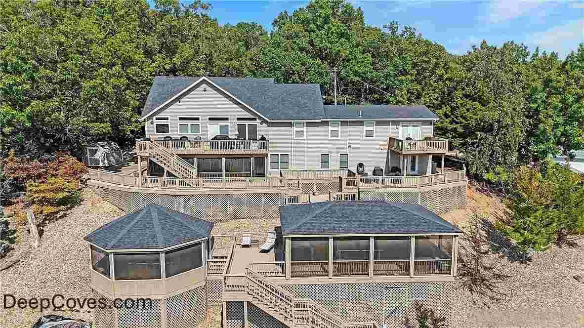 Home Drone Closeup M.JPG